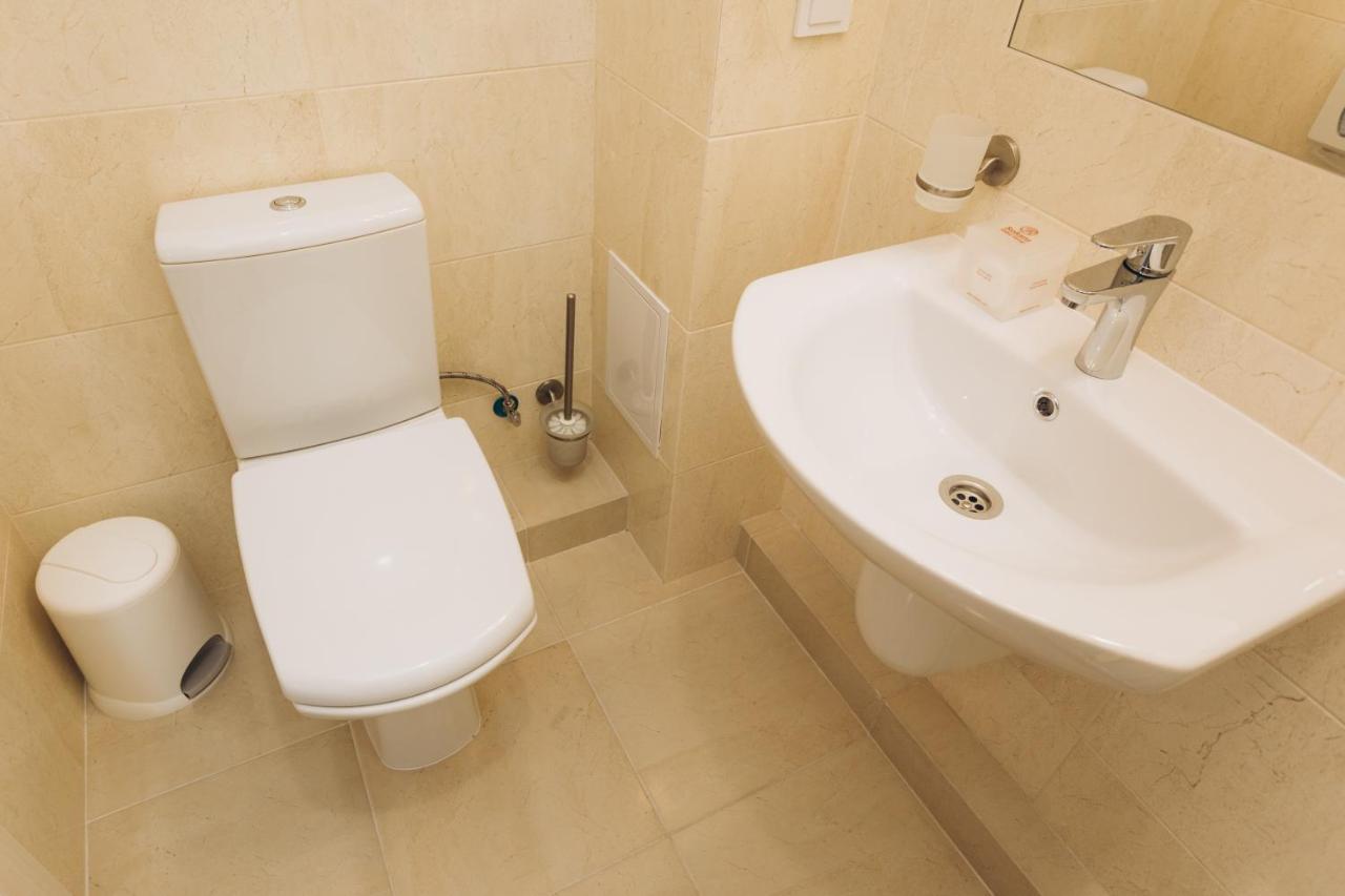 Reikartz Sumy Hotel Bagian luar foto