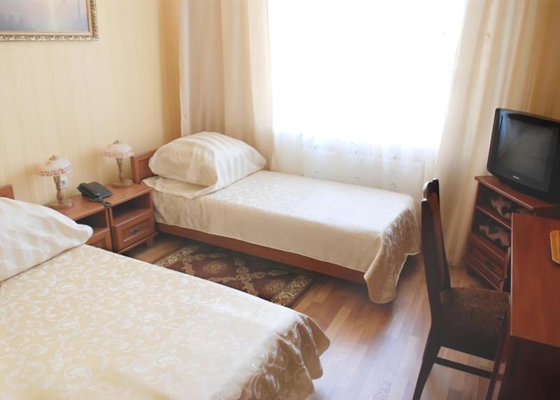 Reikartz Sumy Hotel Bagian luar foto