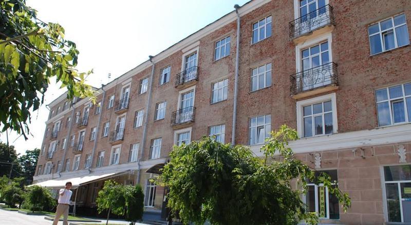 Reikartz Sumy Hotel Bagian luar foto